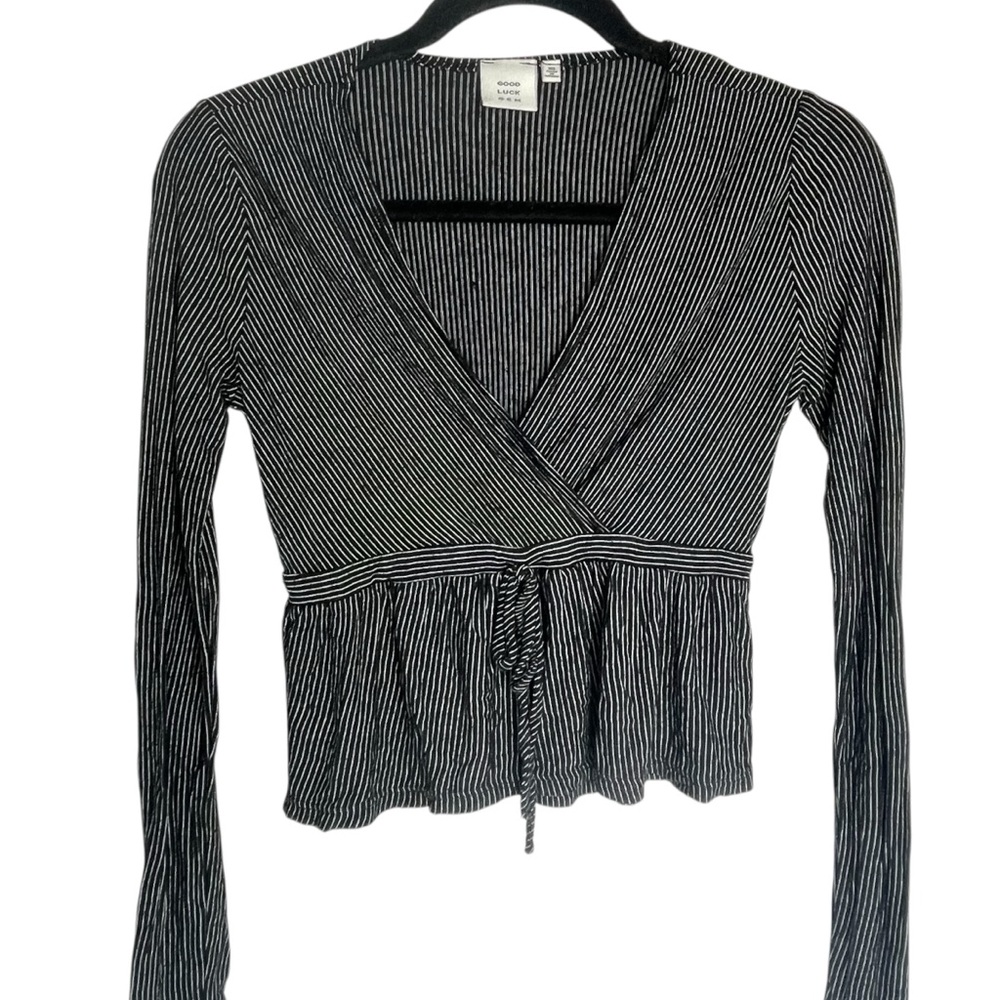 Good Luck Gem Black/White Micro Striped Knit Cropped Surpliced V Neck LS Size XS